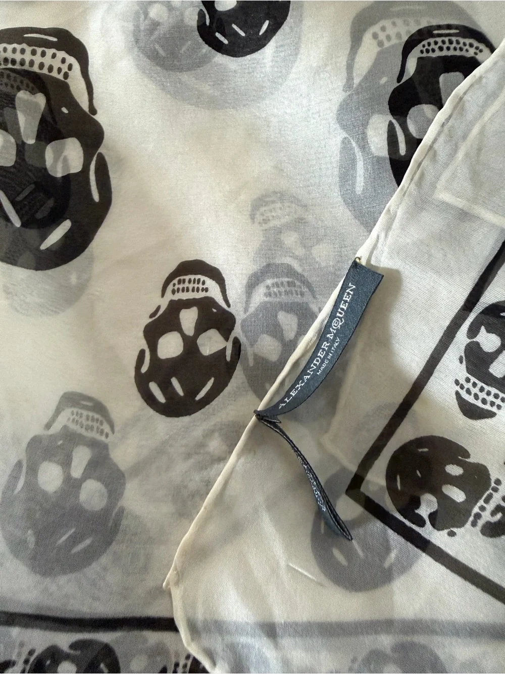 Alexander McQueen Skull Print Sheer Scarf - White and Black -